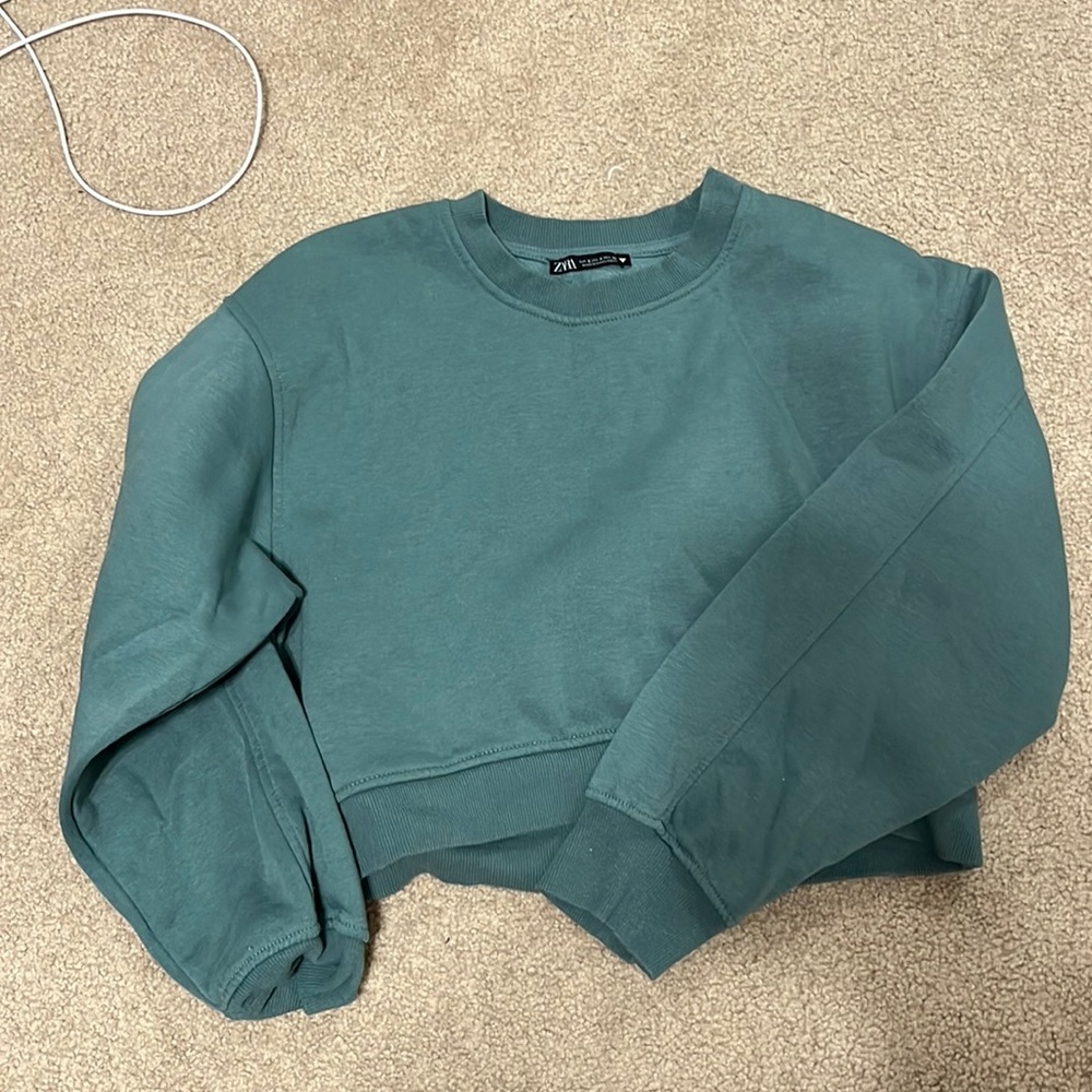 Zara crop crew neck